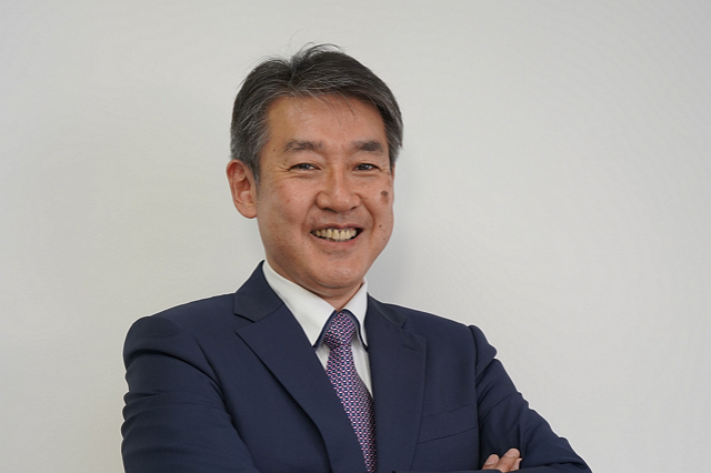 倉島さんtop用-1
